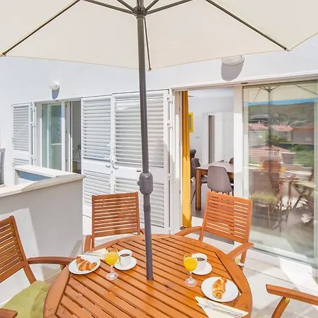Apartment Marivo Mlini